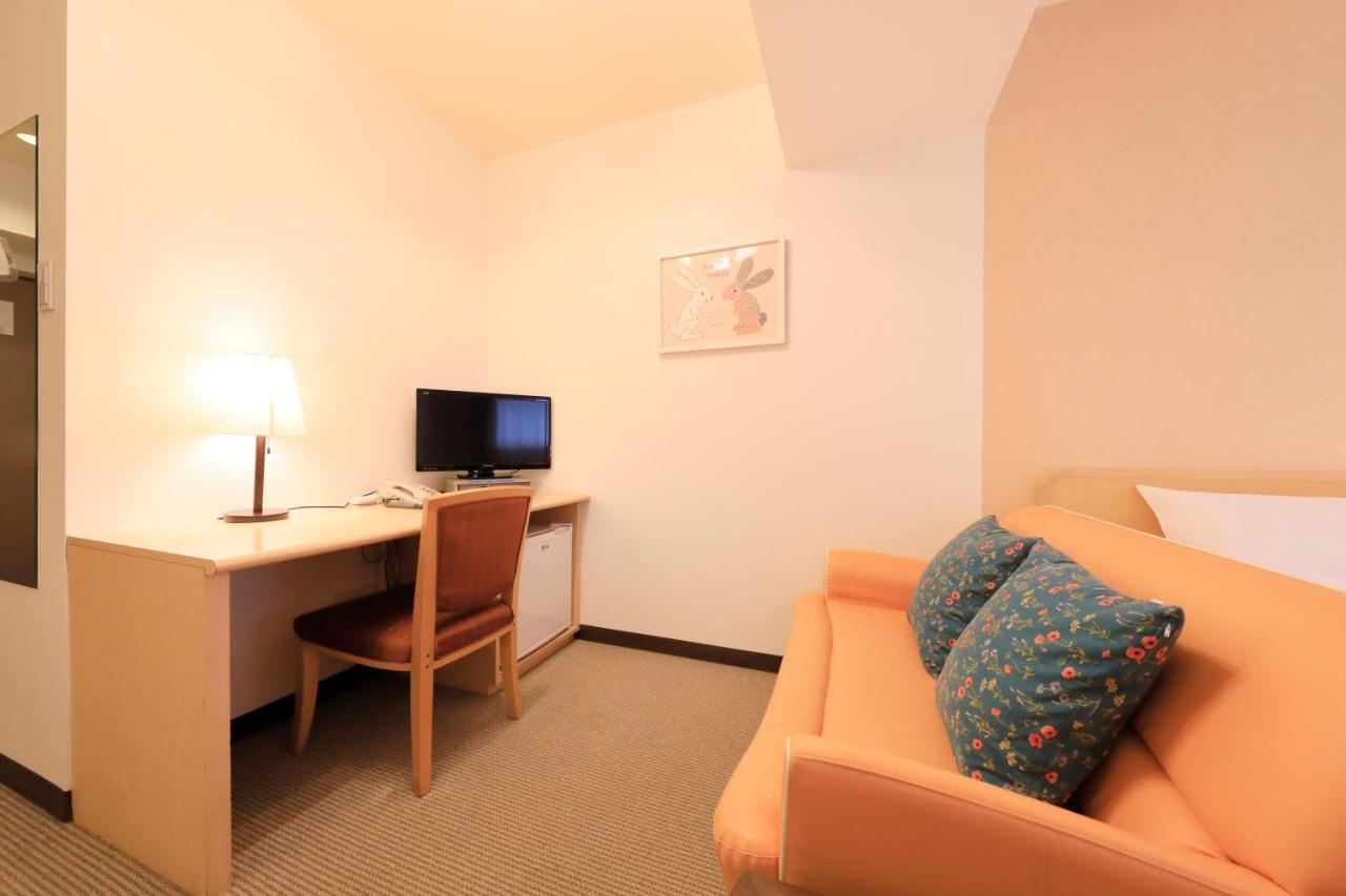 Hotel Famy Inn Kinshicho Tokyo prefektur Exteriör bild