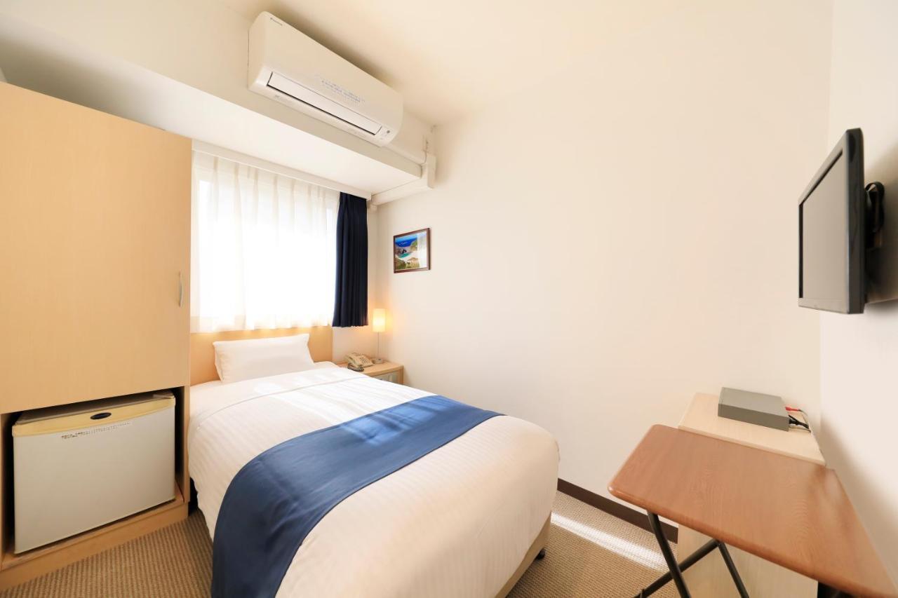 Hotel Famy Inn Kinshicho Tokyo prefektur Exteriör bild