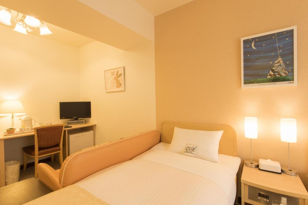 Hotel Famy Inn Kinshicho Tokyo prefektur Exteriör bild